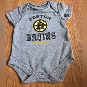 NHL Boston Bruins 0/3M Gray One Piece NWT Hockey 100% Cotton